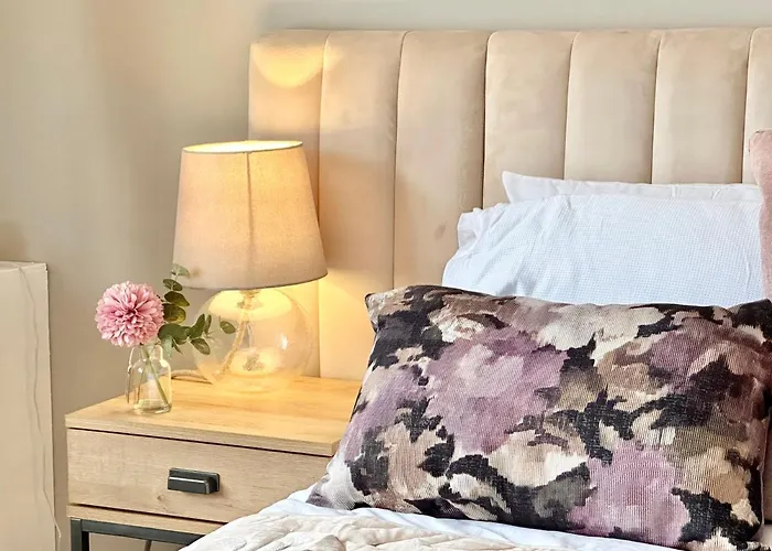 Appartamento De Burgh Ground Floor With Free Parking