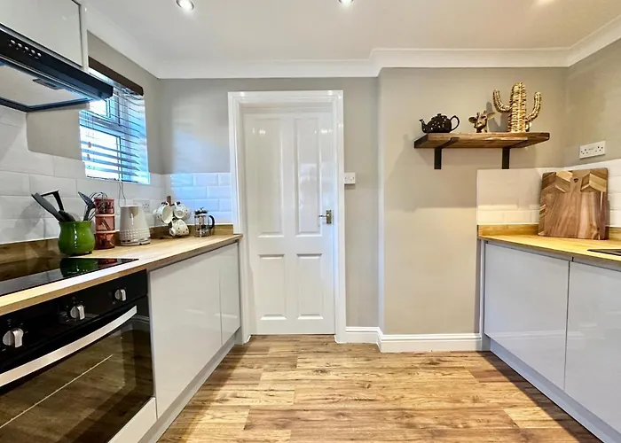 De Burgh Ground Floor With Free Parking Appartamento